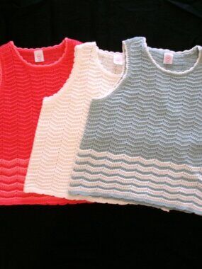 PLUS SIZE GIRLS LOT OF 3 TANK SWEATERS